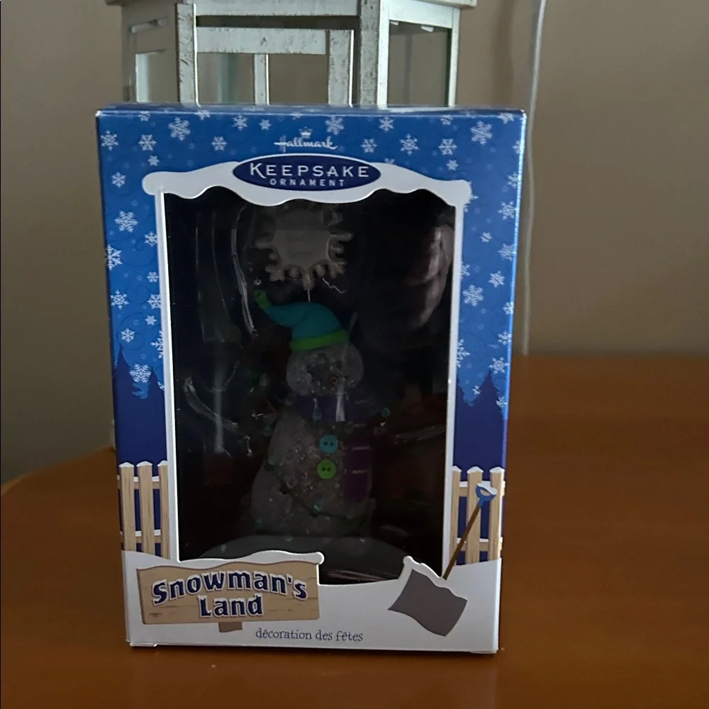 Hallmark Keepsake Snowman’s Land Ornament